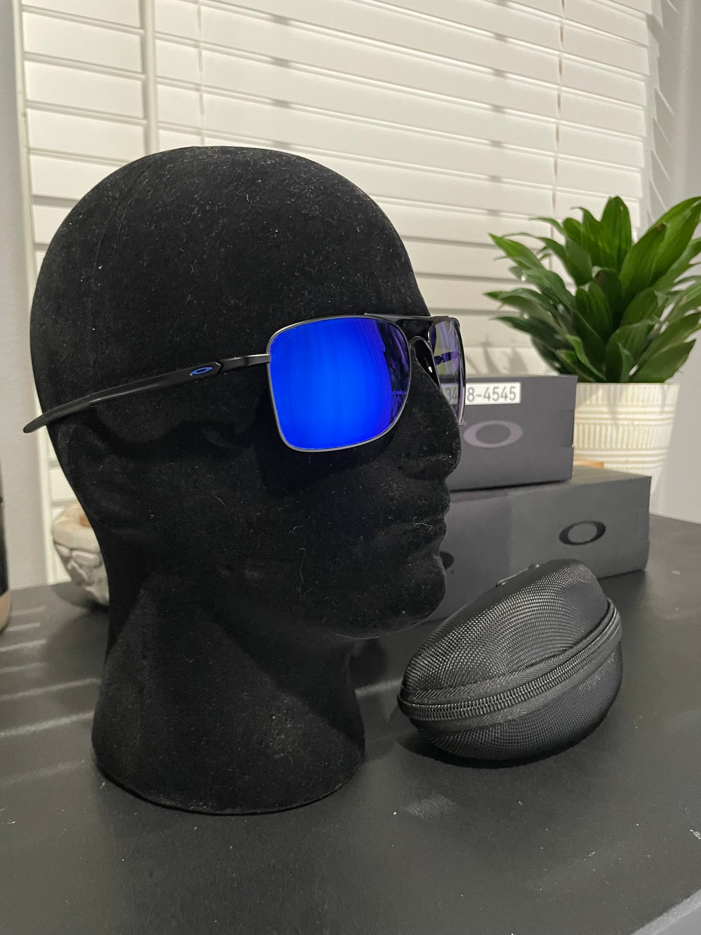 Blue Polarized Edge sunglasses